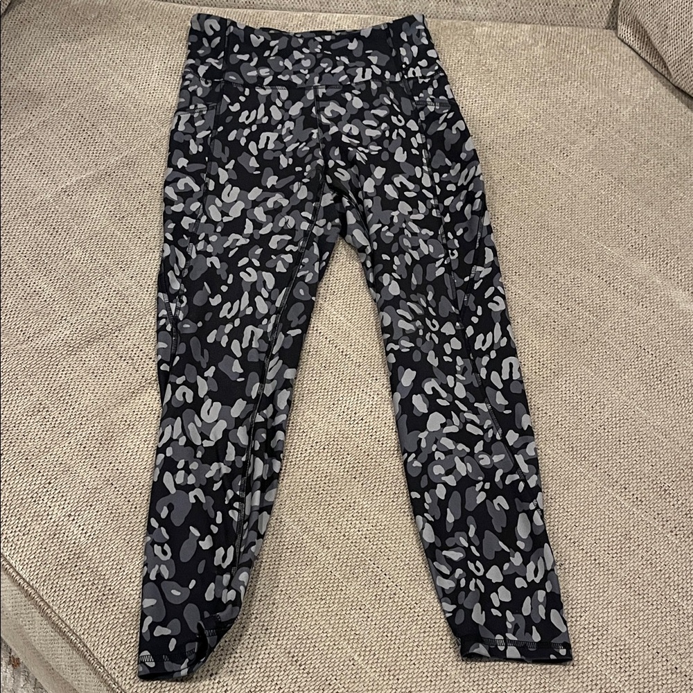 Marika Black and Gray Camouflage Leggings